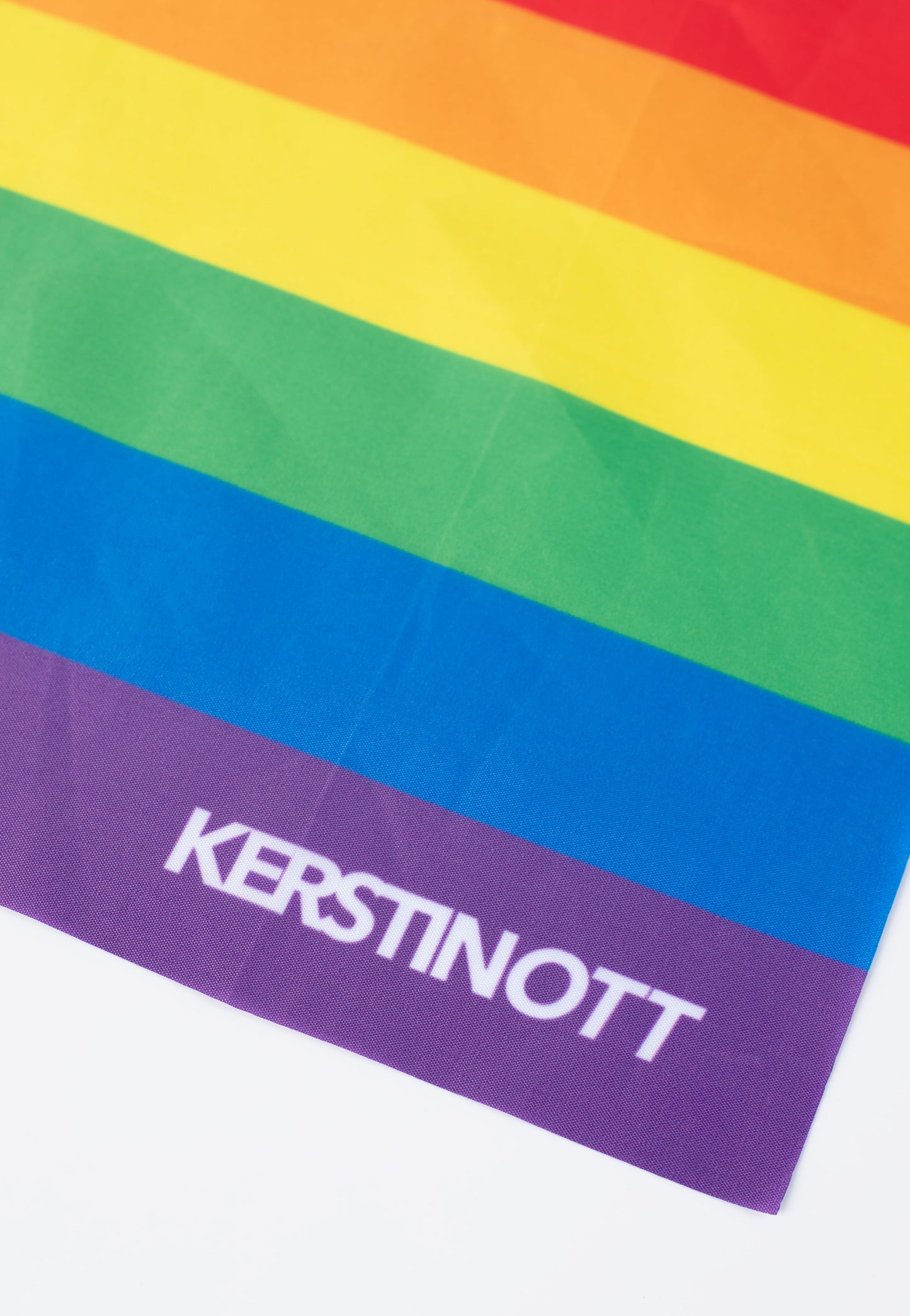 Kerstin Ott - Regenbogen - Fahne | Neutral-Image